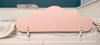 Protection sur le lit contre la chute d'enfant