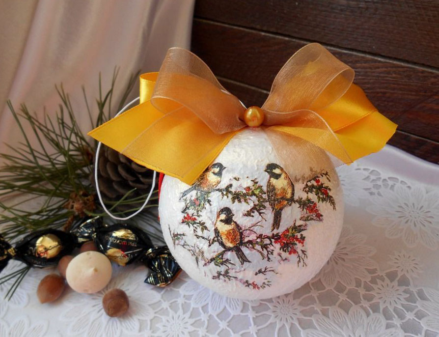 Decoupage-Weihnachtsspielzeug