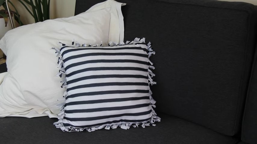 Kissen aus T-Shirt
