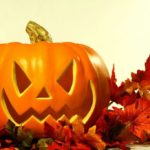 examen de la citrouille d'halloween