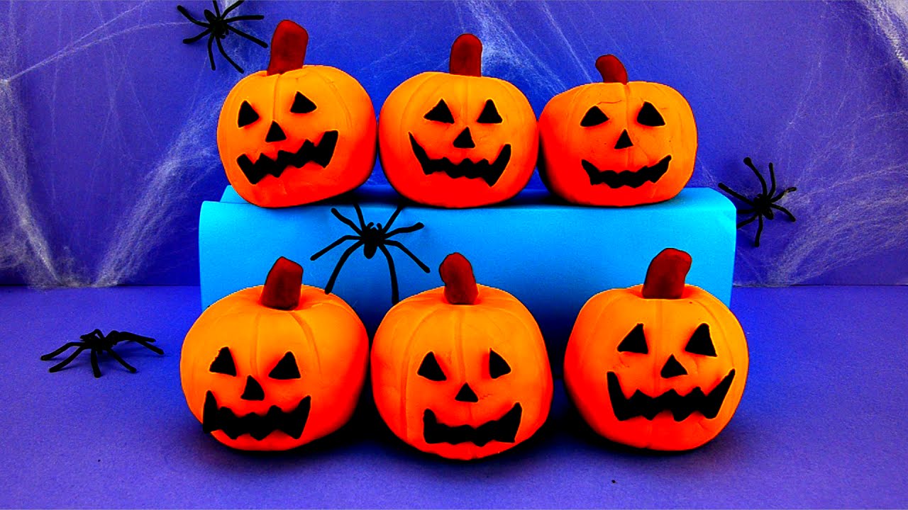 citrouille d'halloween de pâte à modeler