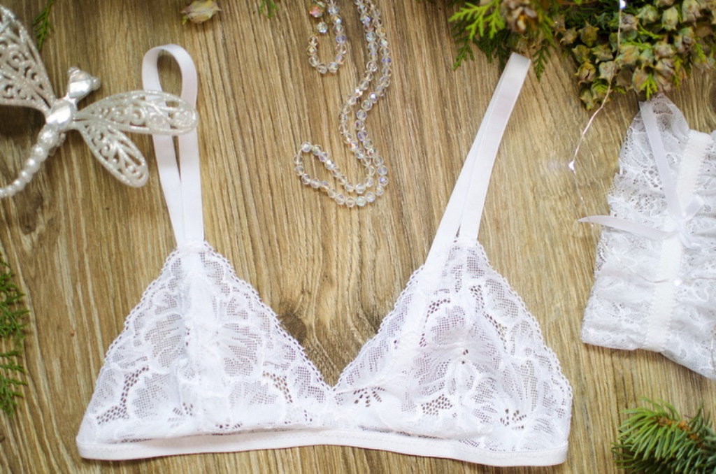soutien-gorge blanc après blanchiment