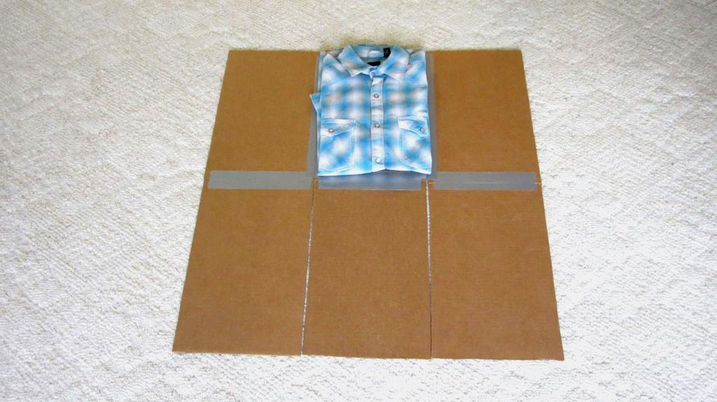 planche de pliage de vêtements