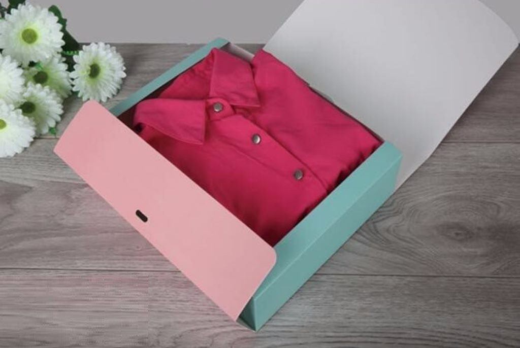 chemise en cadeau
