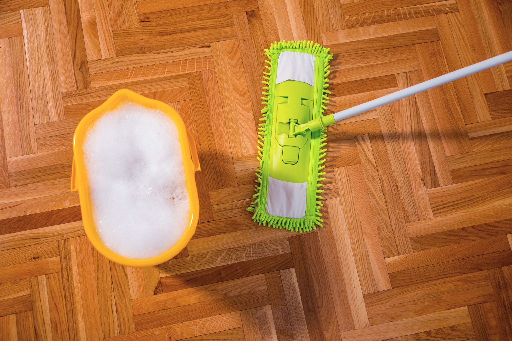 Linoleum von Acryl reinigen