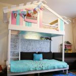 DIY ตกแต่งภายในเตียงเด็ก
