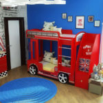 voiture lit rouge