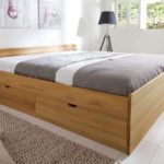 Doppelbett mit Schubladen Dekorationsarten