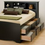 Doppelbett mit Schubladen-Design