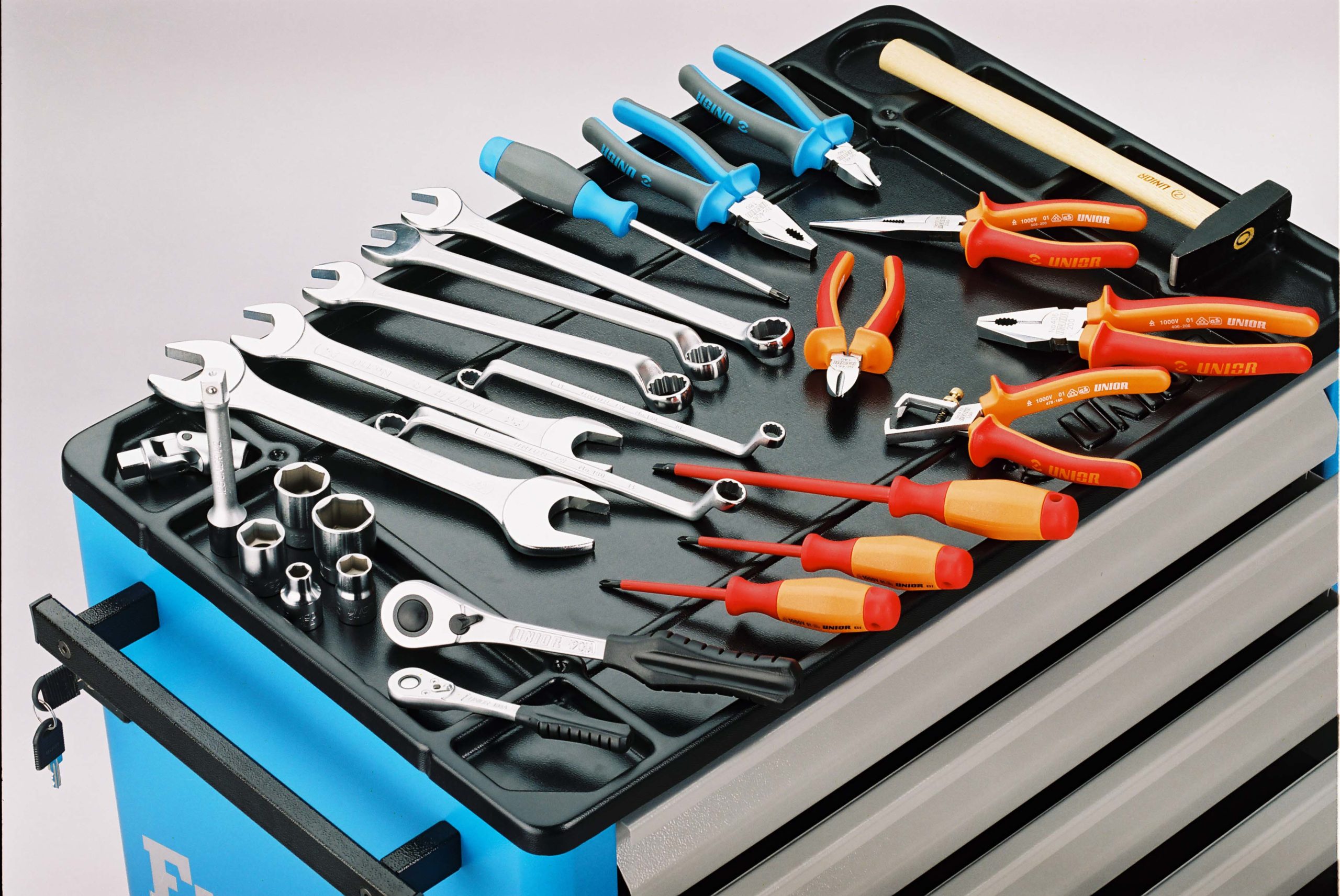 Outils de bricolage pour une table de transformation