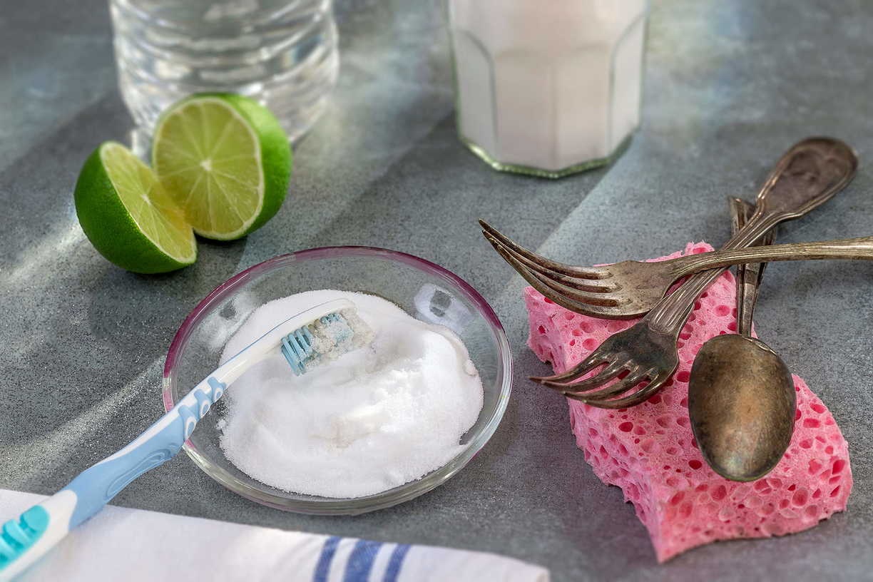 Polstermöbel mit Zitronensaft reinigen