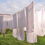 comment sécher des vêtements sur une corde photo