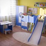 cama alta en el interior de las ideas del cuarto de niños