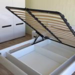 lit de levage ouvert