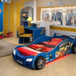 voiture-lit bleu-rouge pour garçon