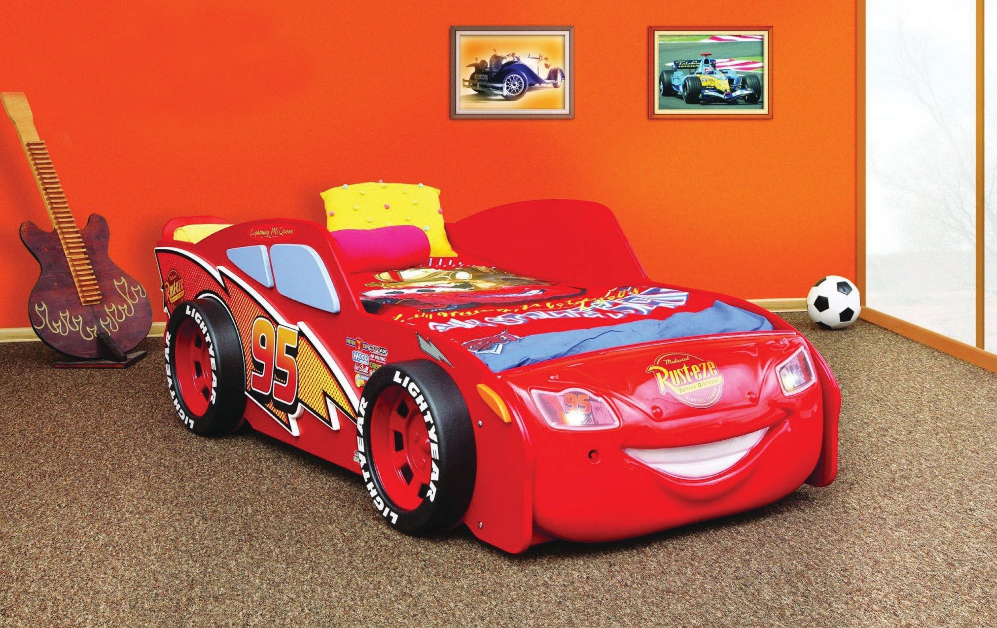 lit de voiture de la série animée