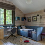 lits avec un décor de tête de lit doux