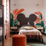 lits avec une tête de lit moelleuse
