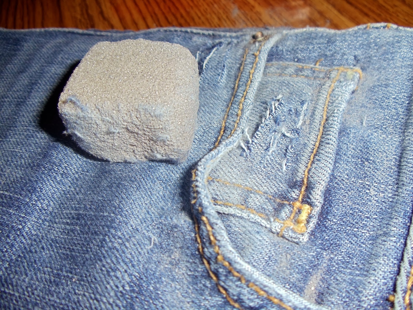 pierre ponce grossière pour jeans