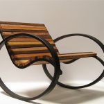 chaise inhabituelle