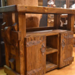meubles semi-antiques dans le pays