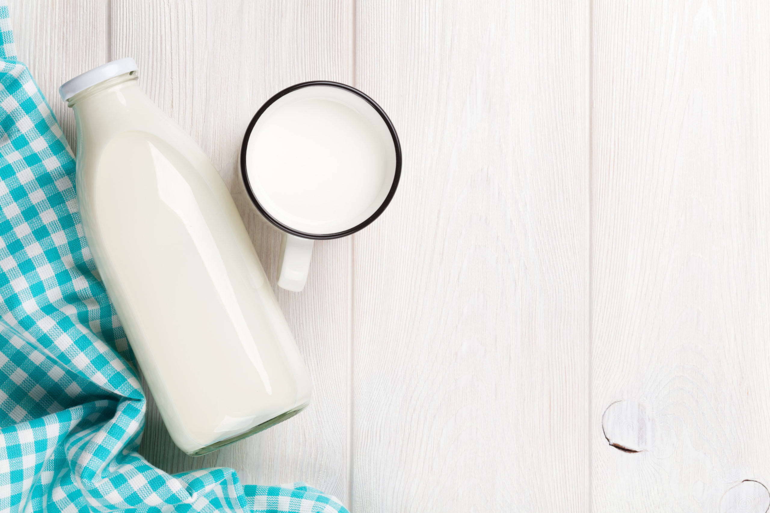 lait pour nettoyer le canapé de l'encre