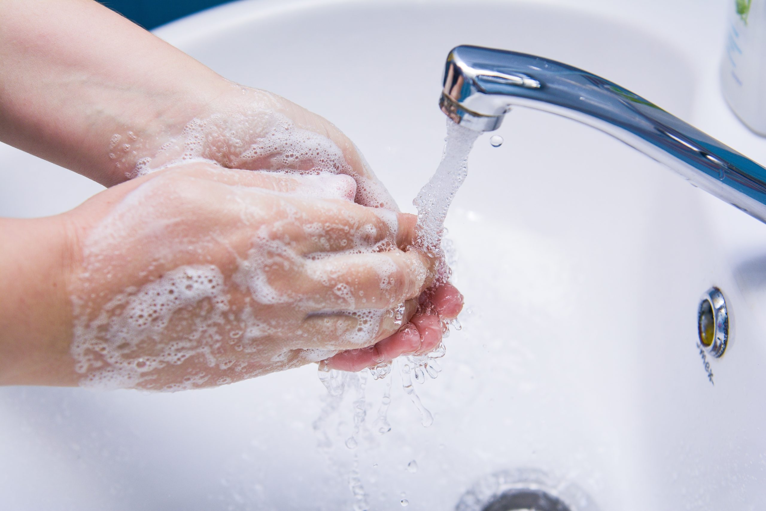 eau et savon antiseptique