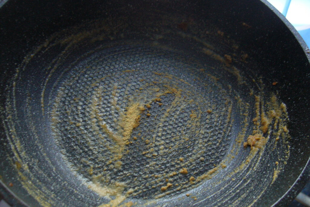 laver la vaisselle à la moutarde