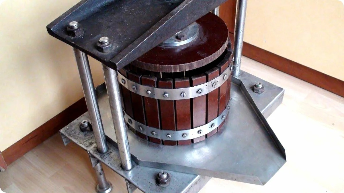 pressoir pour pommes et raisins