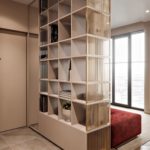 Kleiderschrank-Trennwand beige