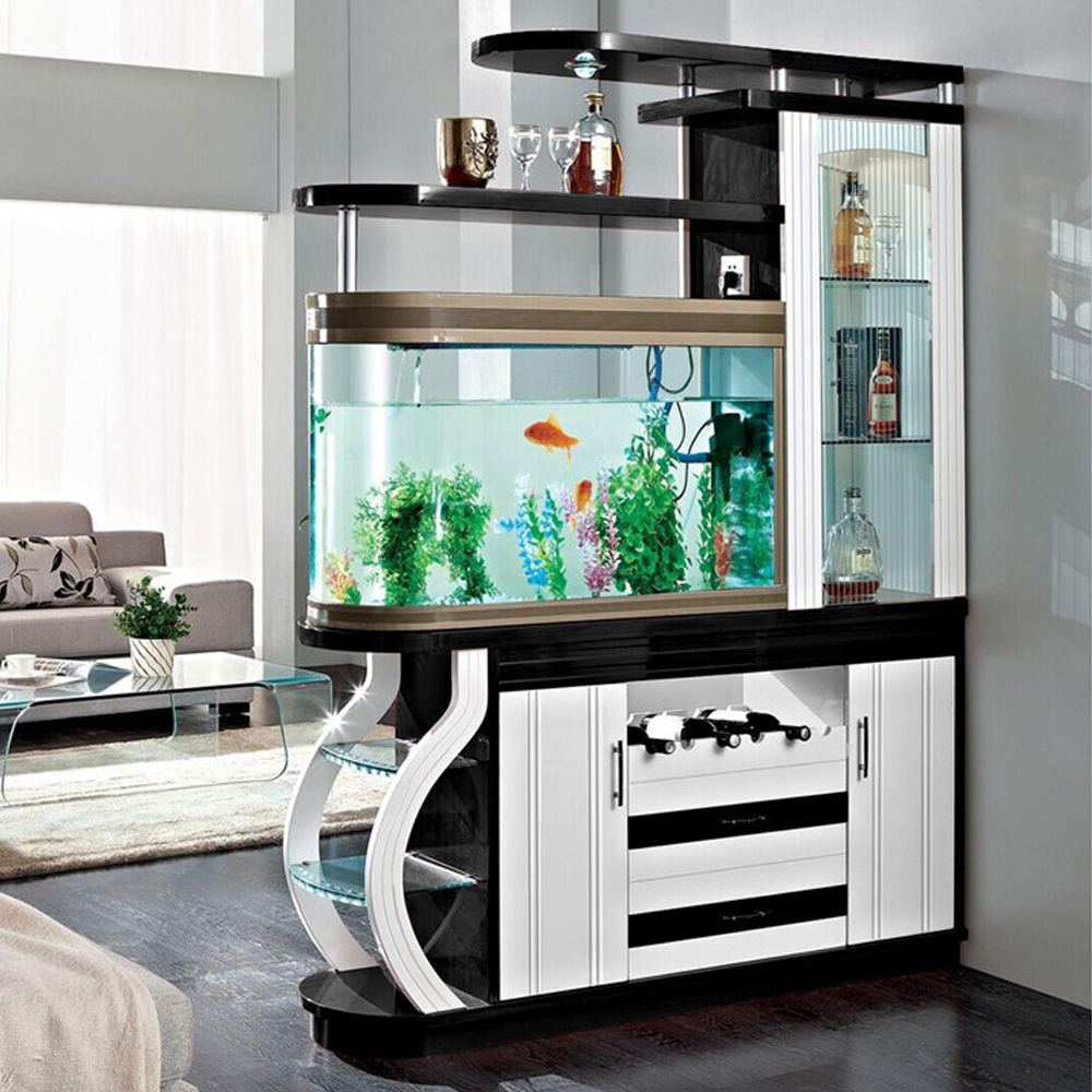 Garderobentrennwand mit Aquarium