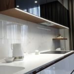 white straight table top