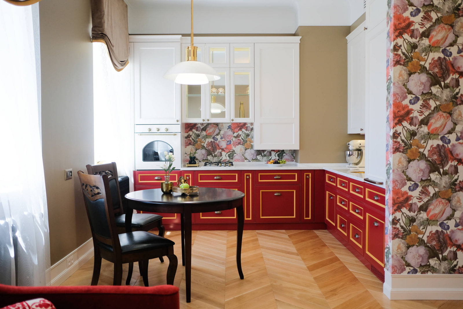 petite cuisine lumineuse