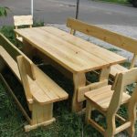 table simple dans le gazebo
