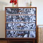 commode de serviettage fleurs bleues