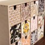 commode de découpage motifs de fleurs