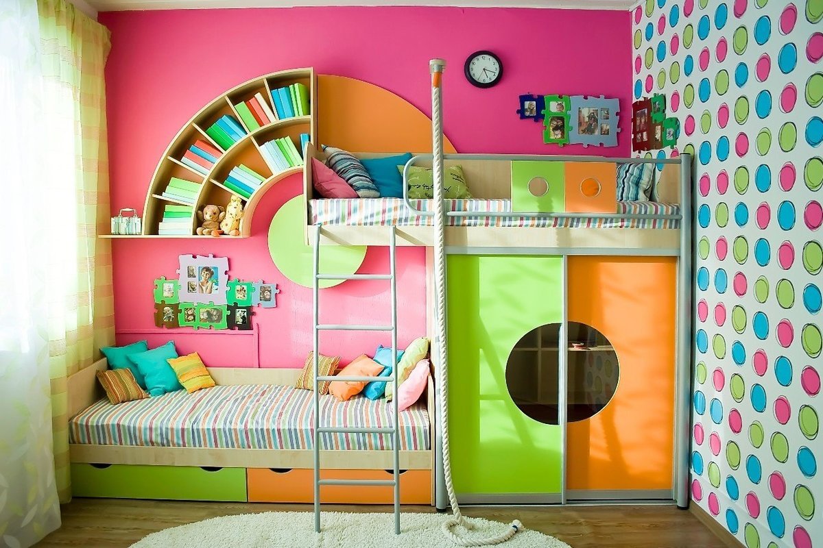 salle de jeux pour deux enfants