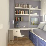 stanza stretta con letto