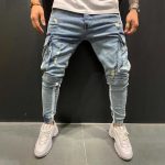 jeans pour hommes avec de petites éraflures