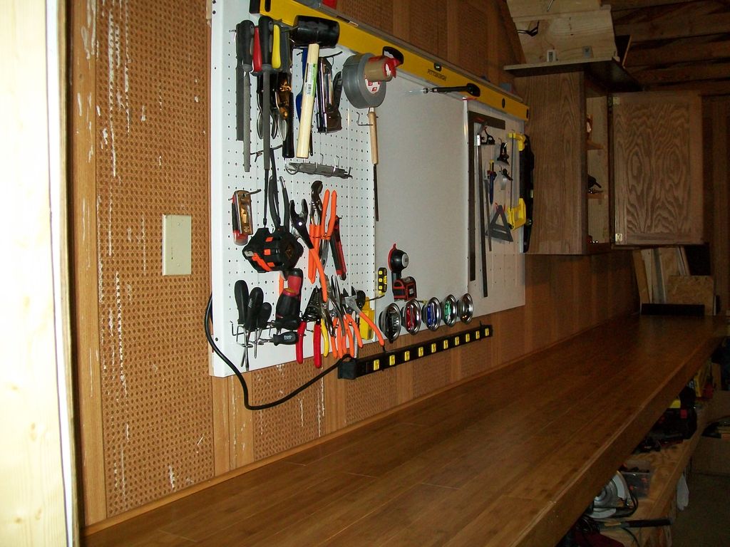 organisateur de tableau dans le garage