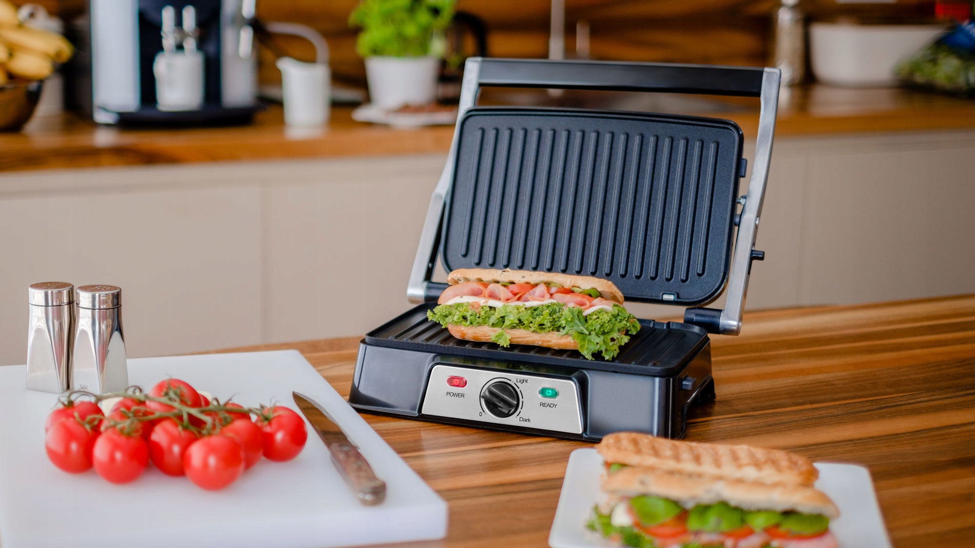 grill elektryczny we wnętrzu