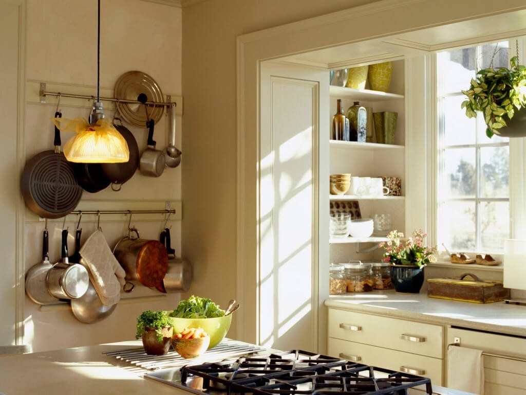 what to refuse in a small kitchen