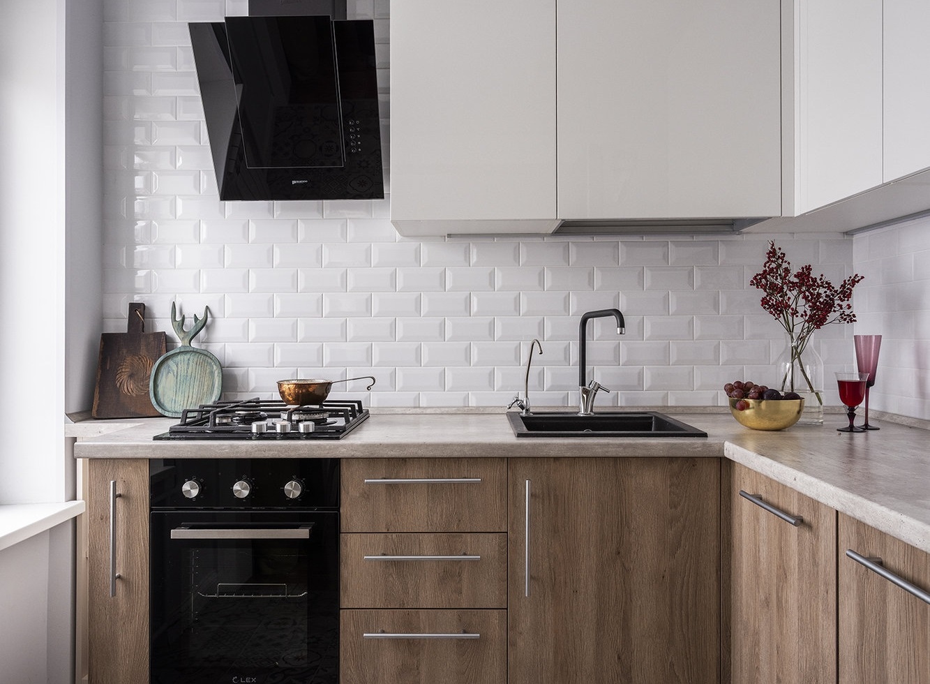 conventional hood in the kitchen