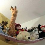 rangement des peluches pour enfants