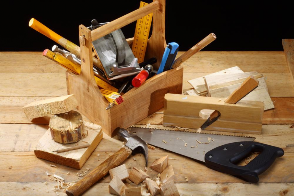 ensemble d'outils de menuiserie