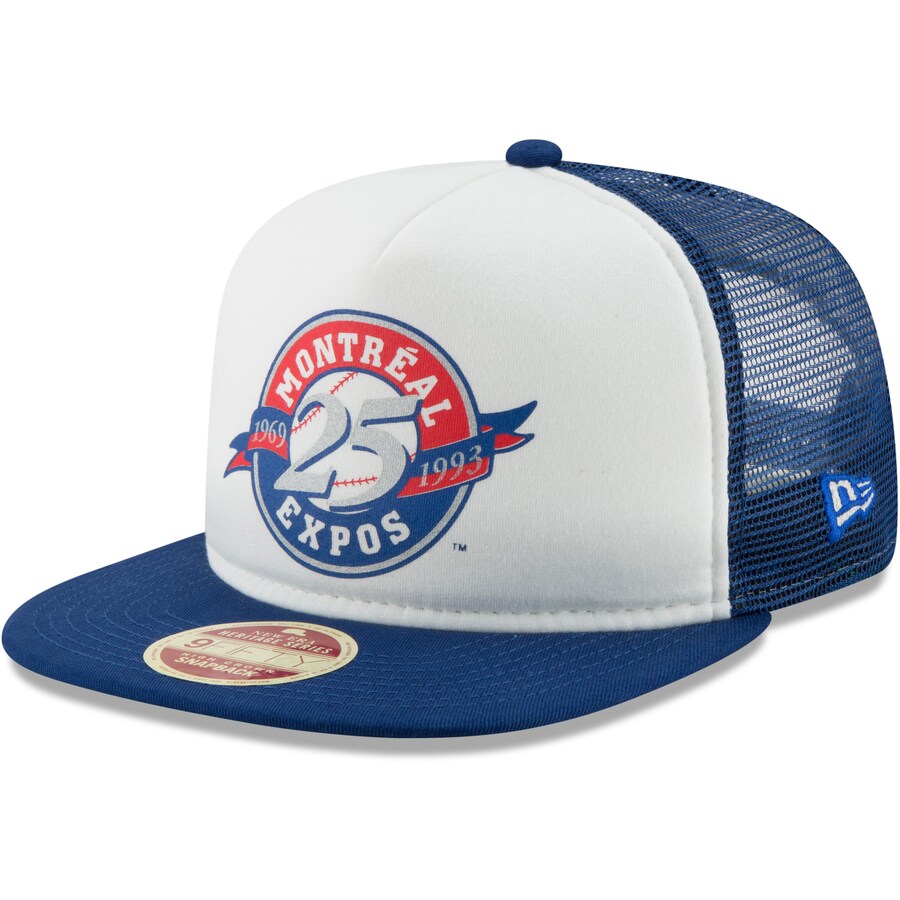 casquette de baseball avec autocollant