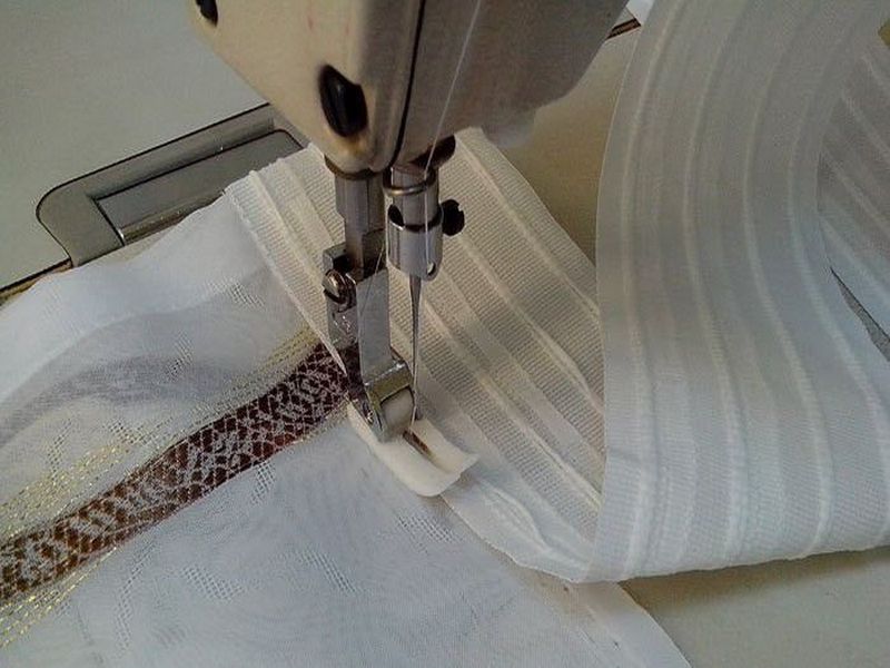 coudre le ruban au tulle