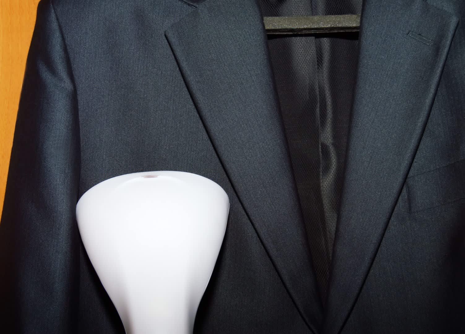 nettoyer les revers de la veste