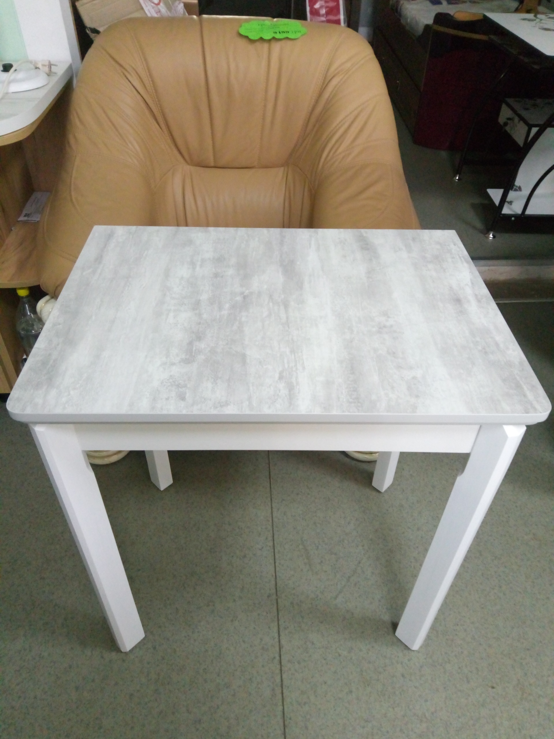 table de cuisine en aggloméré