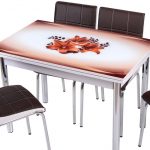table rectangulaire de cuisine